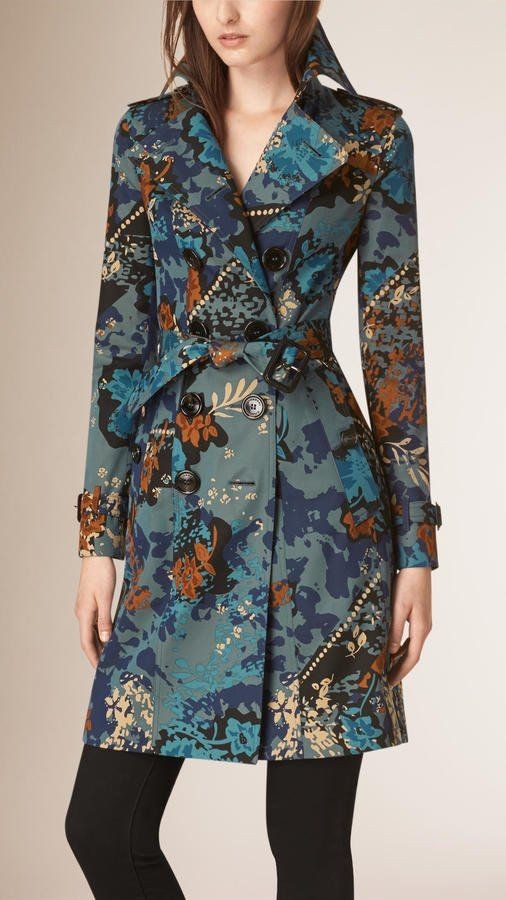 inspirasi baju batik wanita modern: blazer 