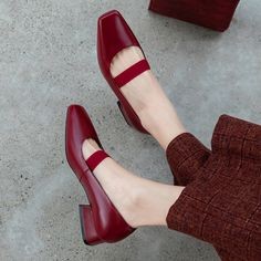 sepatu wanita koleksi terkini: block heels